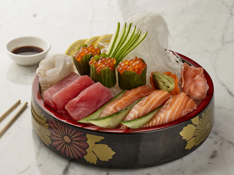 デザートとドリンクまで楽しめる昼のごほうびランチ