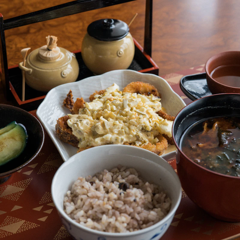 分厚いお肉のポークジンジャー定食